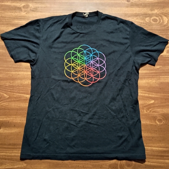 COLDPLAY CONCERT T-SHIRT - Large // Rock Band Music Tour Tee Shirt rainbow tees - Picture 3 of 12